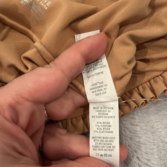NWT OFFLINE By Aerie Real Me Xtra 7/8 Legging Tan Hi-Rise Ruffle - Picture 9 of 9